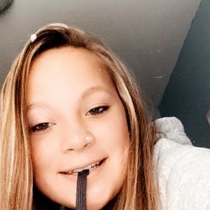 Meet your Posher, Hailey